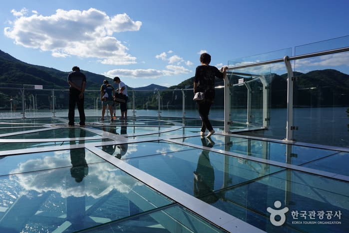 衣岩湖Skywalk(의암호 스카이워크)
