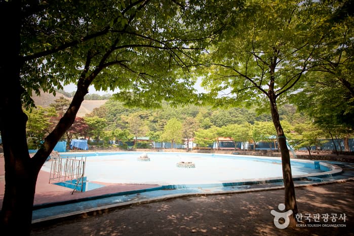 新兴休闲城 (신흥레저타운)