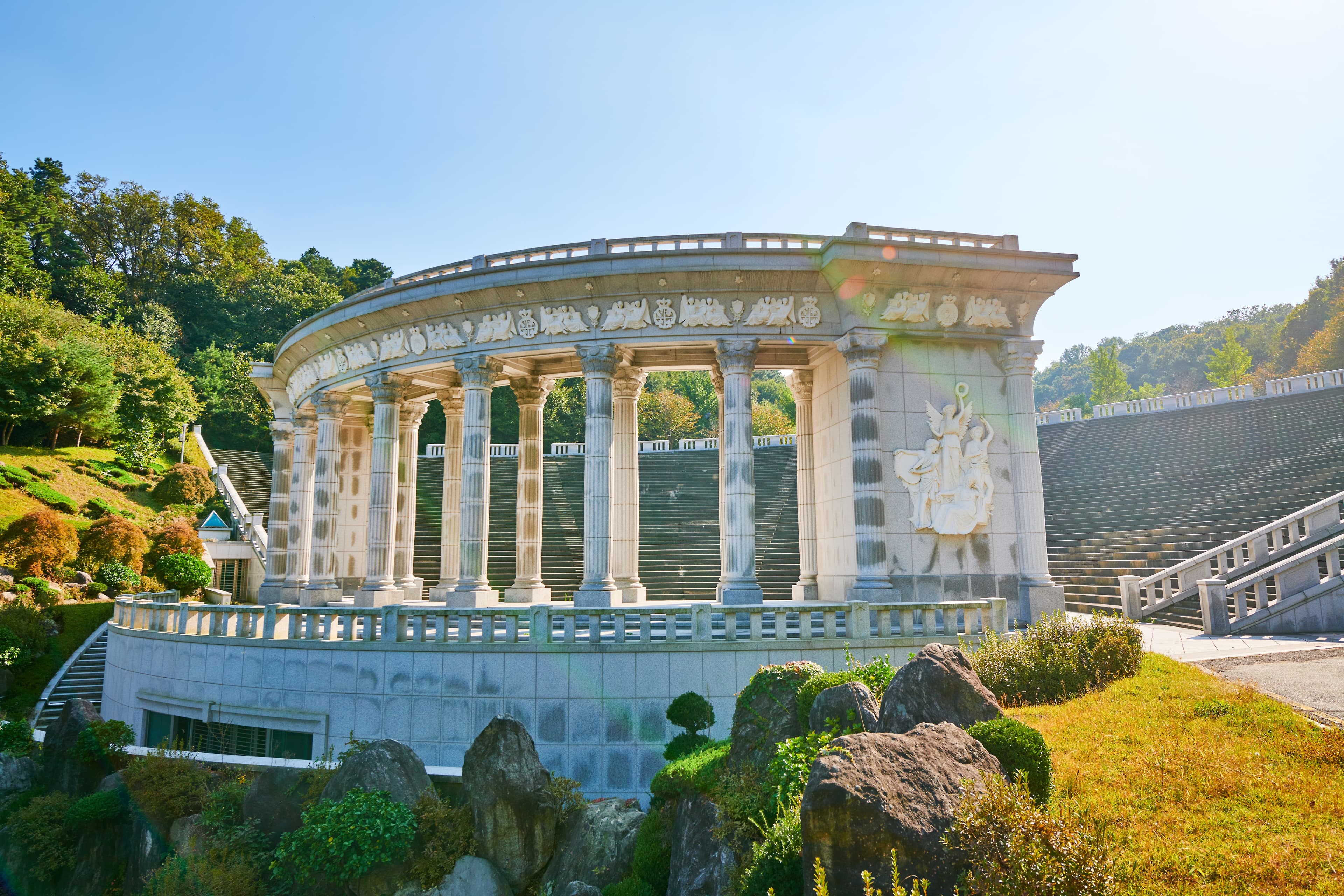 庆熙大学国际校区露天剧场(경희대학교 국제캠퍼스 노천극장)