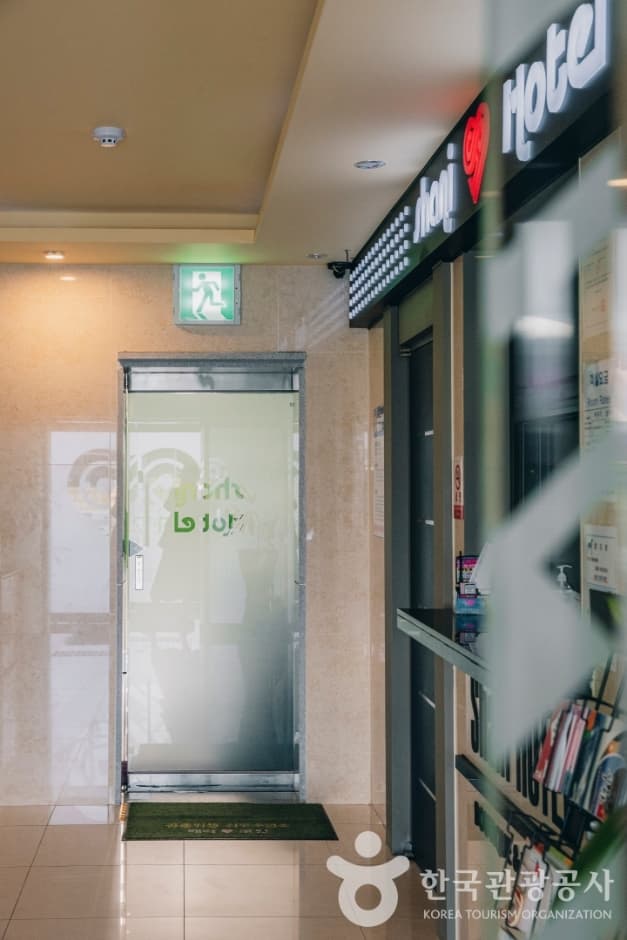 샤니모텔_내부전경 3
