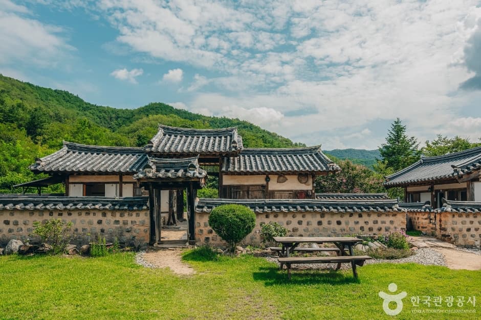 Suaedang (안동 수애당)