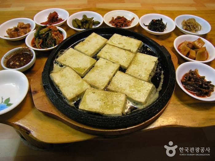 酒泉凉粉店（주천묵집）