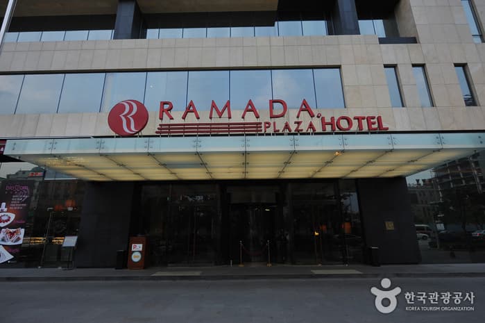 Ramada Plaza Gwangju (라마다프라자 광주호텔)