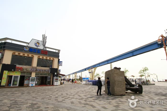 Wolmi Special Tourist Zone (월미 관광특구)