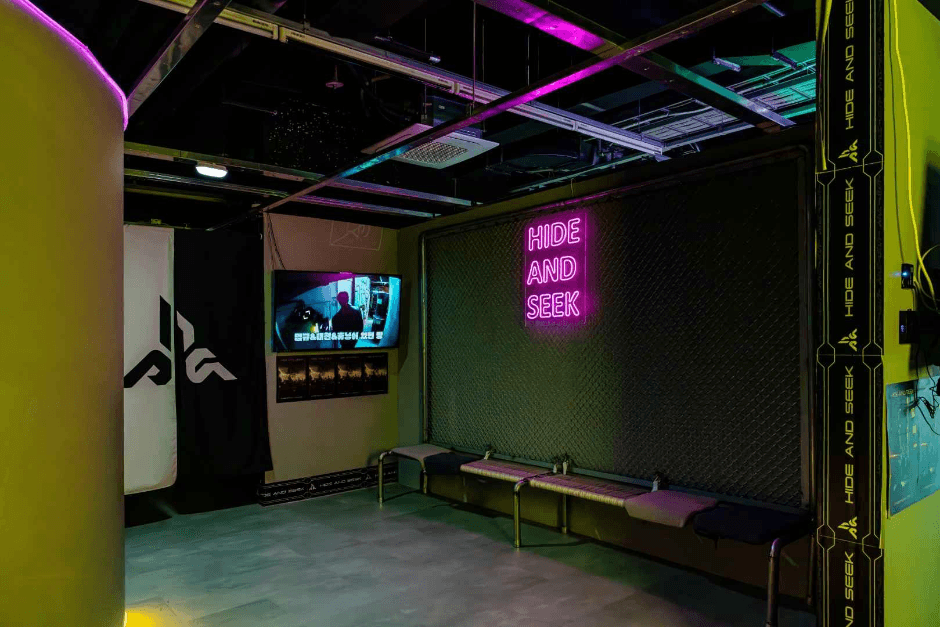 HIDE AND SEEK森吉路店(하이드앤시크 쌈지길점)