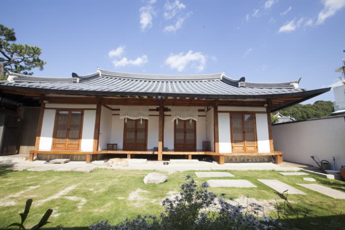 전북_전주_오뉴월_전경03