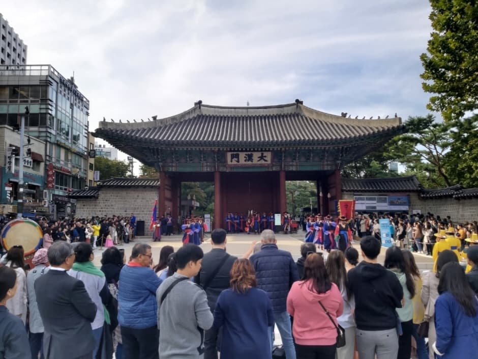 서울 왕궁수문장 교대의식