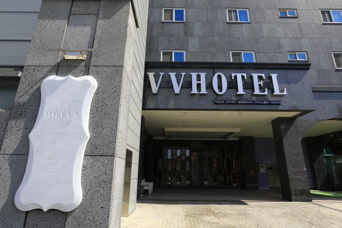 VV호텔_입구