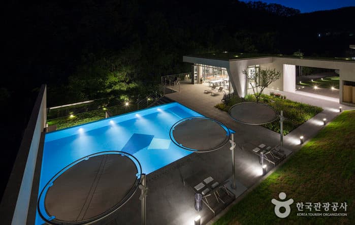 강원_유리트리트_부대시설 INFINITY POOL 2